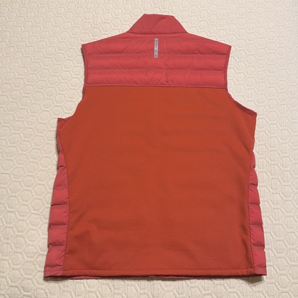 Peter Millar Stitchless Baffle Vest - Picture 2 of 5